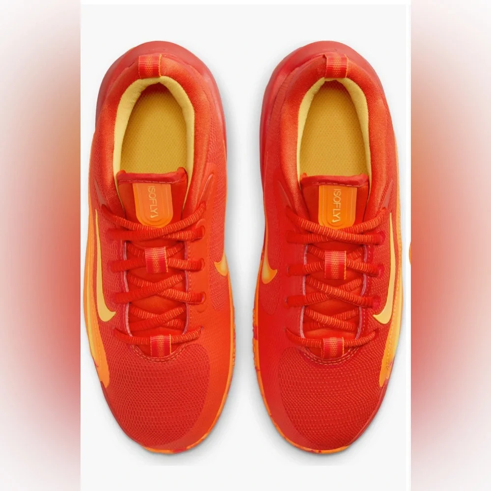 Nike Boy’s Isofly Basketball Sneaker in Orange| Size: 7